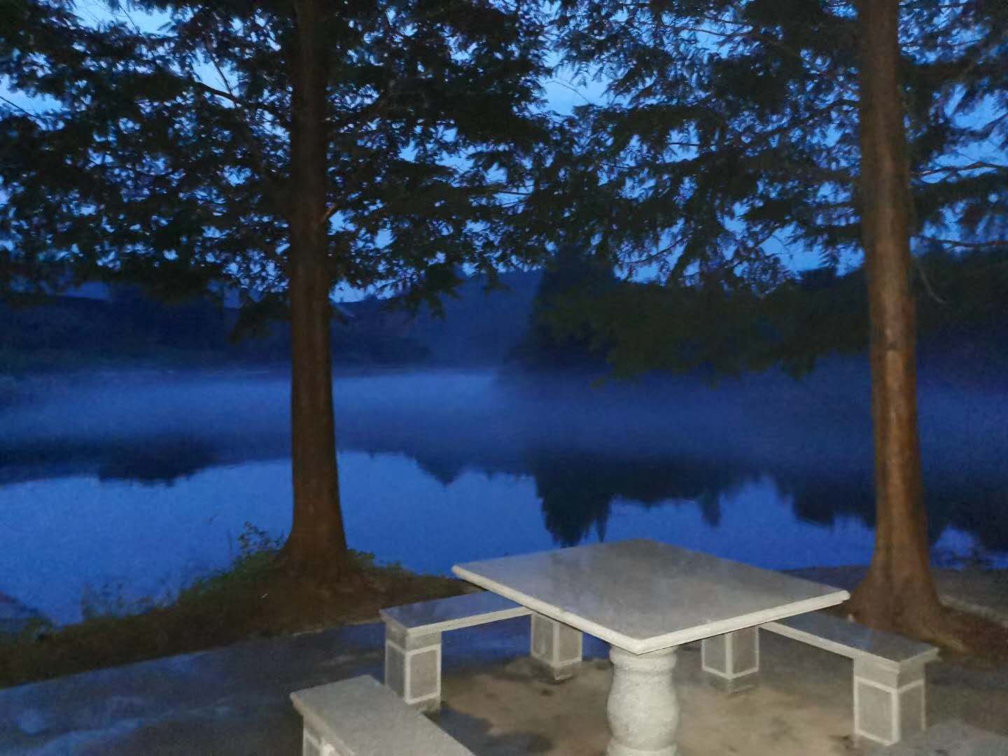 五溪谷絕美霧色